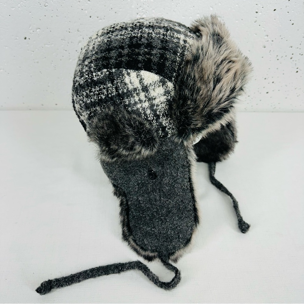 Woolrich Black and Gray Plaid Faux Fur Wool Blend Trapper Hat